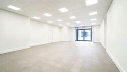 Jalan Besar Plaza (D8), Shop House #613755121